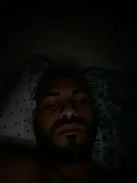 Snapshot of islandvybee55 chatting on February 21, 2025, 5:46 am islandvybee55 online show from February 21, 2025, 5:46 am