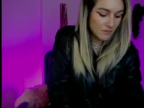 kim jeins11 online show from December 10, 2024, 10:16 pm