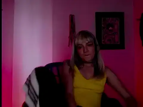 kim jeins11 online show from January 26, 2025, 4:51 pm