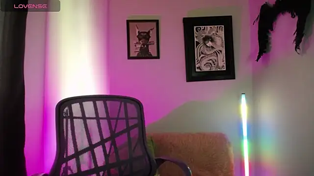 kim jeins11 online show from September 11, 2025, 5:35 pm