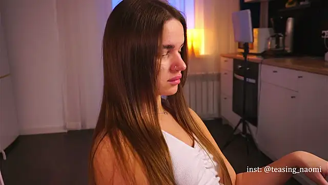 aesthetics  tease online show from February 4, 2025, 2:28 am