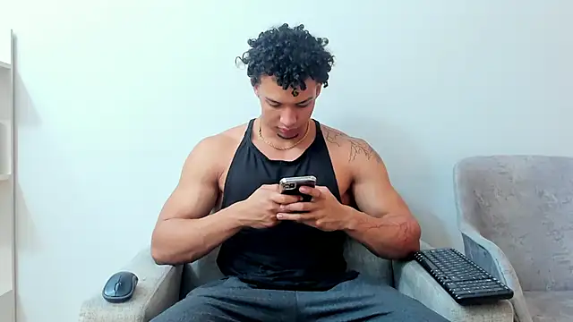 Snapshot of Dominick_star chatting on January 28, 2025, 3:25 am Dominick star online show from January 28, 2025, 3:25 am