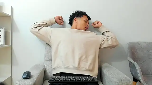 Snapshot of Dominick_star chatting on January 31, 2025, 3:09 am Dominick star online show from January 31, 2025, 3:09 am