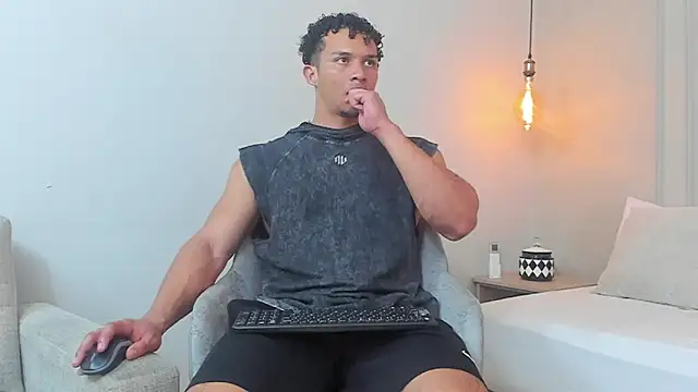 Snapshot of Dominick_star chatting on February 8, 2025, 4:03 am Dominick star online show from February 8, 2025, 4:03 am