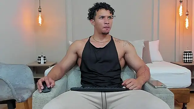 Snapshot of Dominick_star chatting on February 11, 2025, 4:22 am Dominick star online show from February 11, 2025, 4:22 am