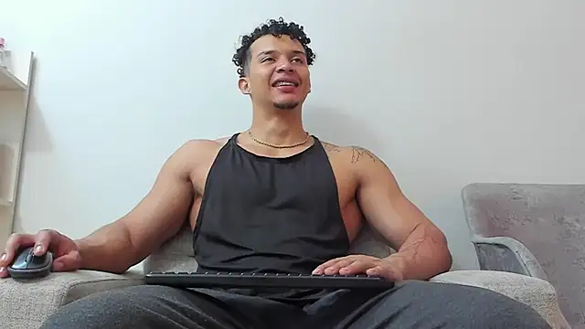 Snapshot of Dominick_star chatting on February 21, 2025, 3:56 am Dominick star online show from February 21, 2025, 3:56 am