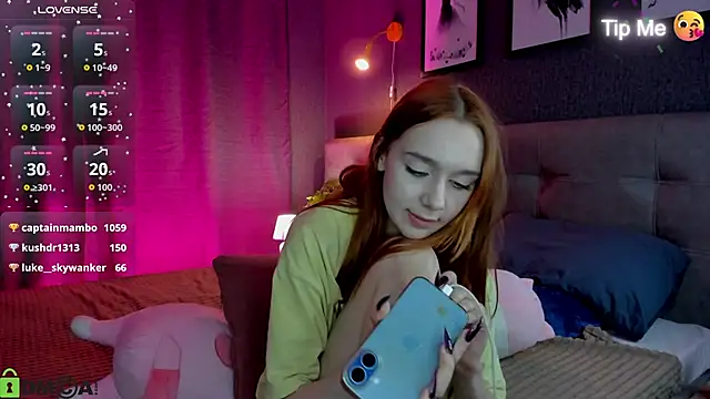 Snapshot of Lesi_Moonie01 chatting on April 25, 2026, 1:41 pm Lesi Moonie01 online show from April 25, 2026, 1:41 pm