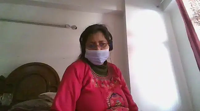 cutiecatty21 online show from March 21, 2025, 9:23 am