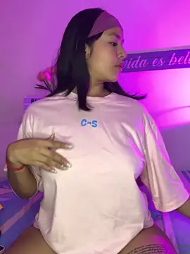 EmmaRossem online show from October 9, 2025, 7:45 pm