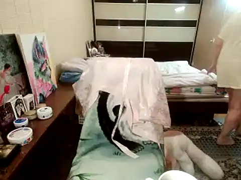 Lia Laguna77 online show from April 10, 2026, 3:34 am