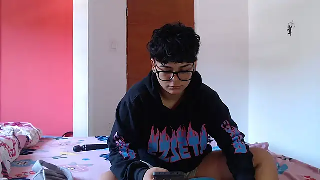 SHARLOTTE MORGAN online show from February 1, 2025, 4:22 pm