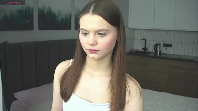 its me lissa  online show from June 10, 2026, 1:43 pm