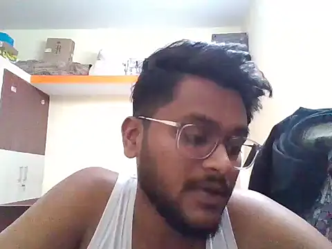 Snapshot of LundChodumera chatting on December 20, 2025, 2:02 pm LundChodumera online show from December 20, 2025, 2:02 pm