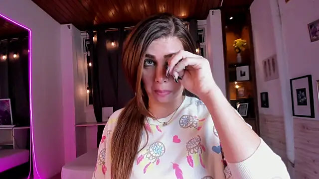 Laurent Williams online show from February 22, 2025, 2:28 am