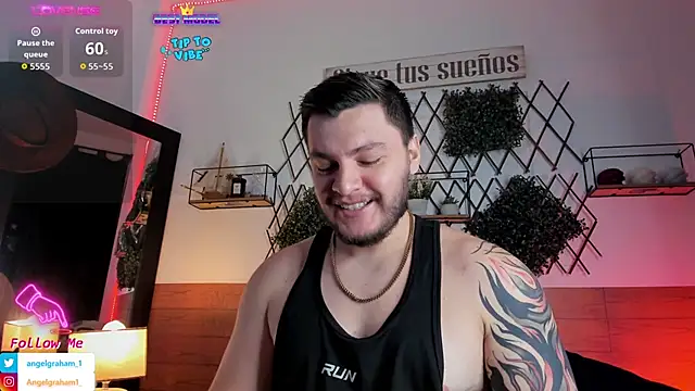 Angelgraham 1 online show from September 30, 2025, 3:28 pm