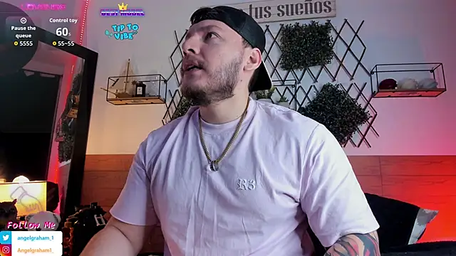 Angelgraham 1 online show from November 21, 2025, 4:27 pm