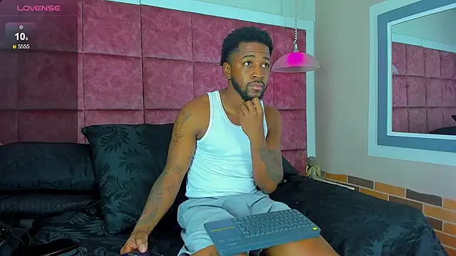 Drake Nassir4 online show from January 3, 2025, 9:57 pm