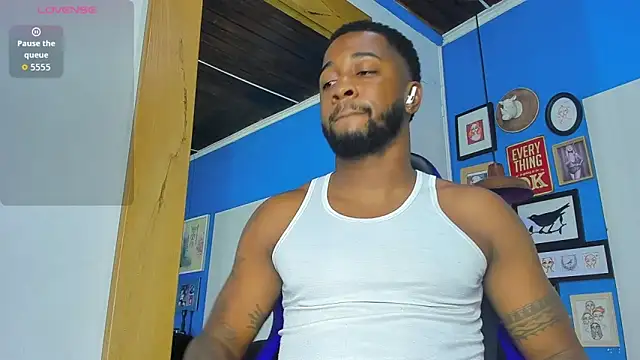 Drake Nassir4 online show from October 17, 2025, 8:55 pm