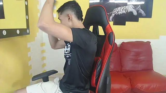 jose sexycumm online show from January 13, 2025, 8:04 pm