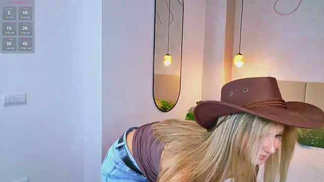 Snapshot of _Katie_Dierse chatting on November 15, 2025, 4:47 pm Katie Dierse online show from November 15, 2025, 4:47 pm