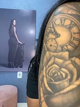 Elamesmamorena online show from December 3, 2025, 4:49 pm