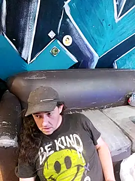 Boo-boo kittyfux online show from September 17, 2025, 3:52 am