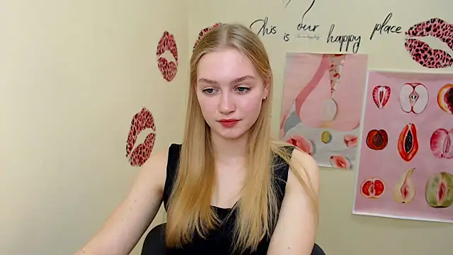 MademoiselleCl online show from March 9, 2025, 2:43 pm