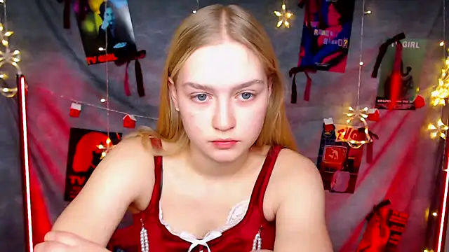 MademoiselleCl online show from January 10, 2026, 7:32 am