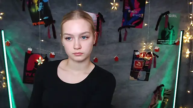 Snapshot of MademoiselleCl chatting on February 1, 2026, 1:31 pm MademoiselleCl online show from February 1, 2026, 1:31 pm