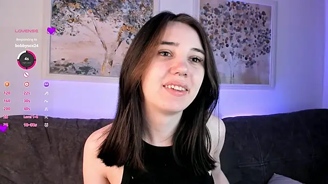 GillianDowdey online show from February 5, 2025, 1:26 am