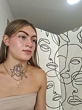 Lizz Luna online show from January 24, 2025, 7:18 pm