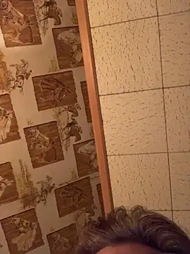 Tonybaloney1972 online show from November 5, 2025, 3:39 am