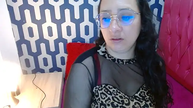 Snapshot of sarax_ximena chatting on October 19, 2025, 6:36 am sarax ximena online show from October 19, 2025, 6:36 am