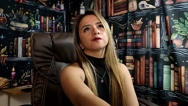 julietta   jackson online show from December 23, 2024, 10:33 pm