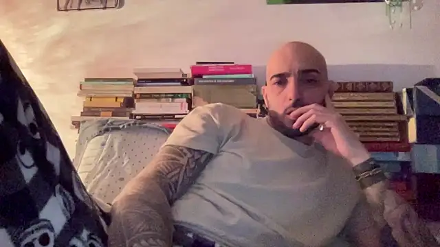 alessandromori91 online show from March 17, 2026, 10:13 pm