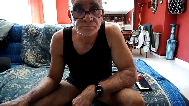 Snapshot of maduroguapo chatting on April 19, 2026, 10:03 am maduroguapo online show from April 19, 2026, 10:03 am
