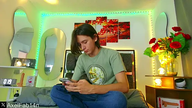 Alex and Fabian online show from February 9, 2025, 6:58 pm