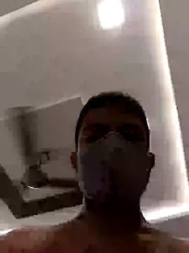 lovablesam online show from December 6, 2024, 9:13 pm