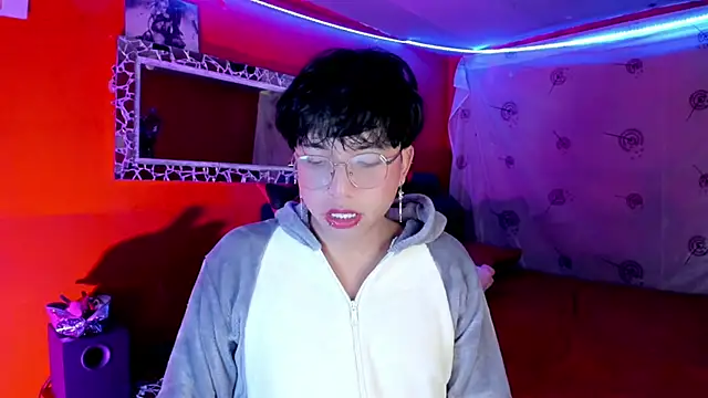 Snapshot of AnggelONfiree chatting on October 7, 2025, 5:26 am AnggelONfiree online show from October 7, 2025, 5:26 am