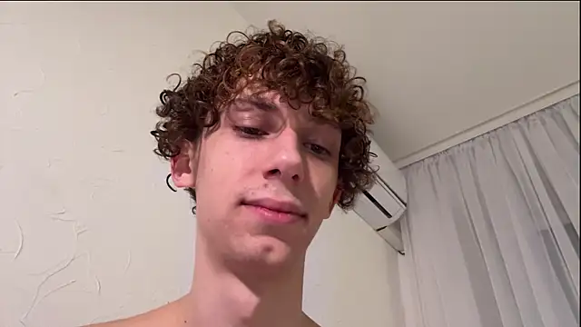 Snapshot of oypo chatting on January 10, 2025, 2:23 pm oypo online show from January 10, 2025, 2:23 pm