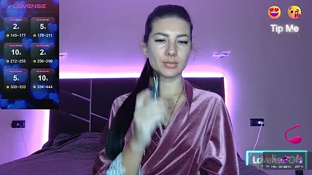 NessyStar online show from December 4, 2024, 6:55 am