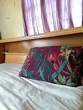 Snapshot of Hornyparratjie chatting on October 22, 2025, 10:59 am Hornyparratjie online show from October 22, 2025, 10:59 am