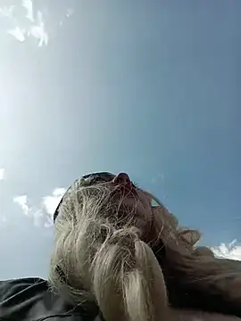 madelaine- online show from March 20, 2026, 6:57 pm