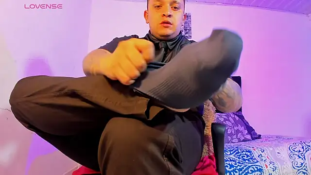 tony landri online show from October 6, 2025, 1:58 am