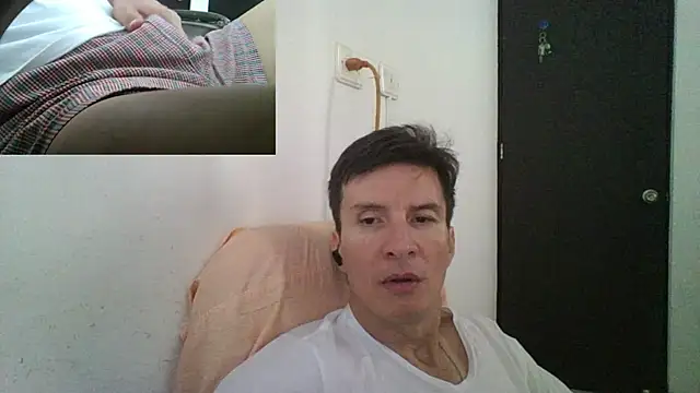 fieryloves online show from January 11, 2025, 3:09 pm