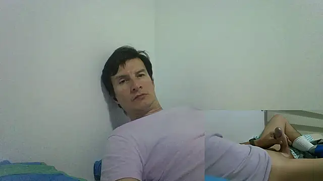 fieryloves online show from October 4, 2025, 4:32 am
