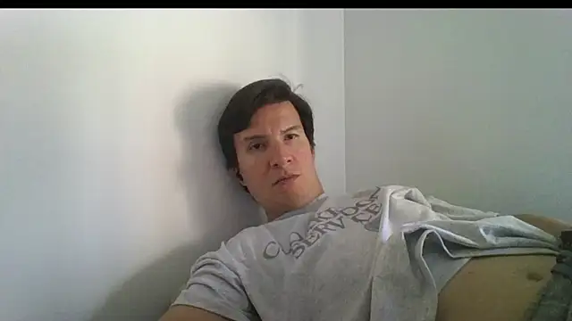 fieryloves online show from October 17, 2025, 5:26 pm