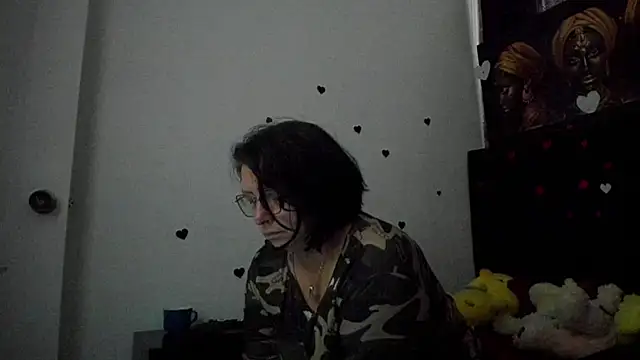 Evaaross 2345 online show from June 8, 2026, 12:38 pm