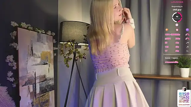 Snapshot of DaisyElmers chatting on February 1, 2025, 4:14 am DaisyElmers online show from February 1, 2025, 4:14 am
