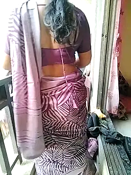 PayalSharmahot143 online show from February 11, 2026, 2:27 am